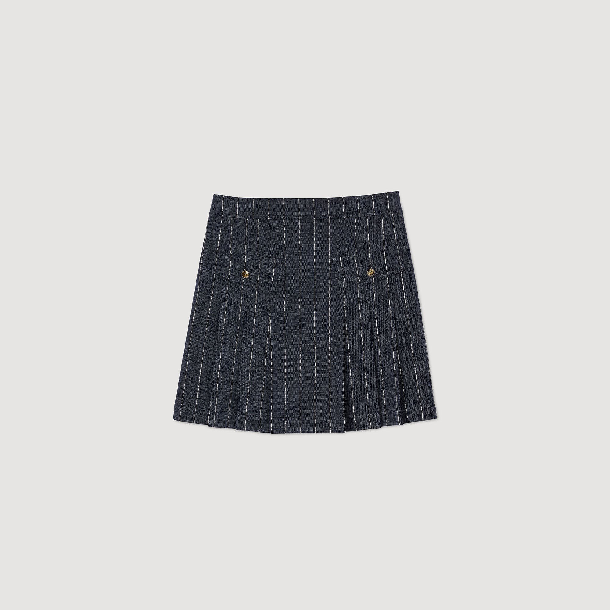 Short striped pleated skirt