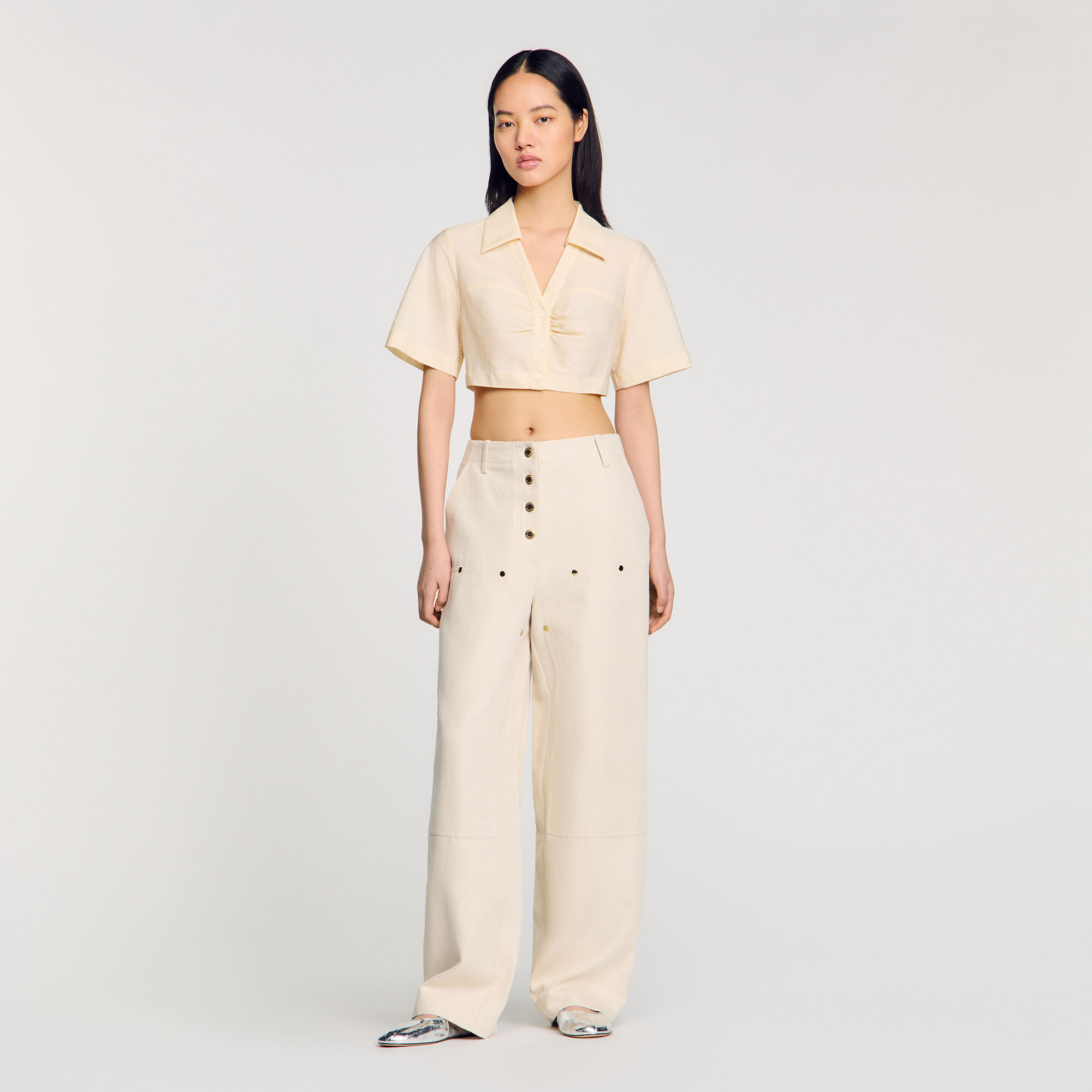 Cropped gathered shirt
