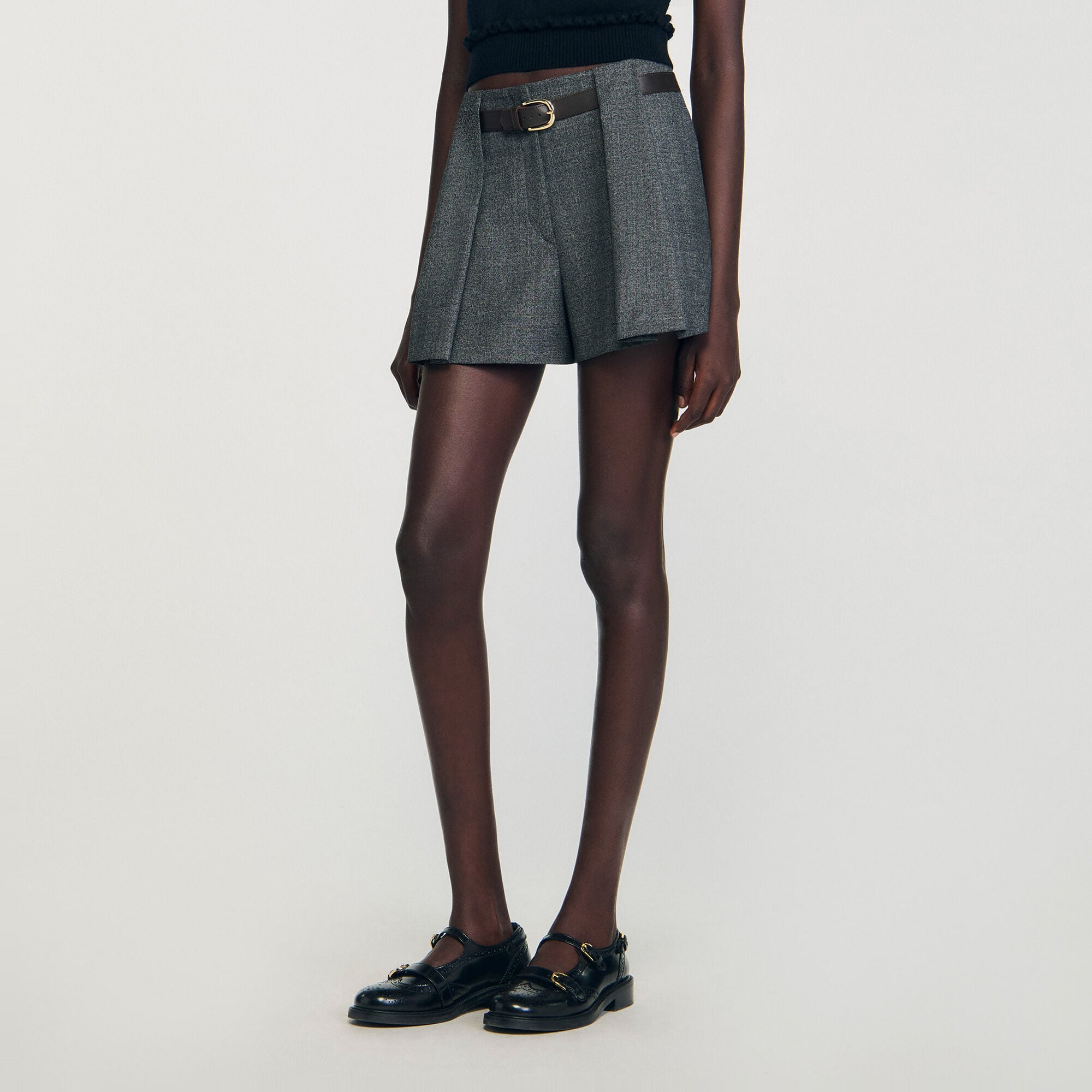 Pleated shorts with belt - Women | Sandro