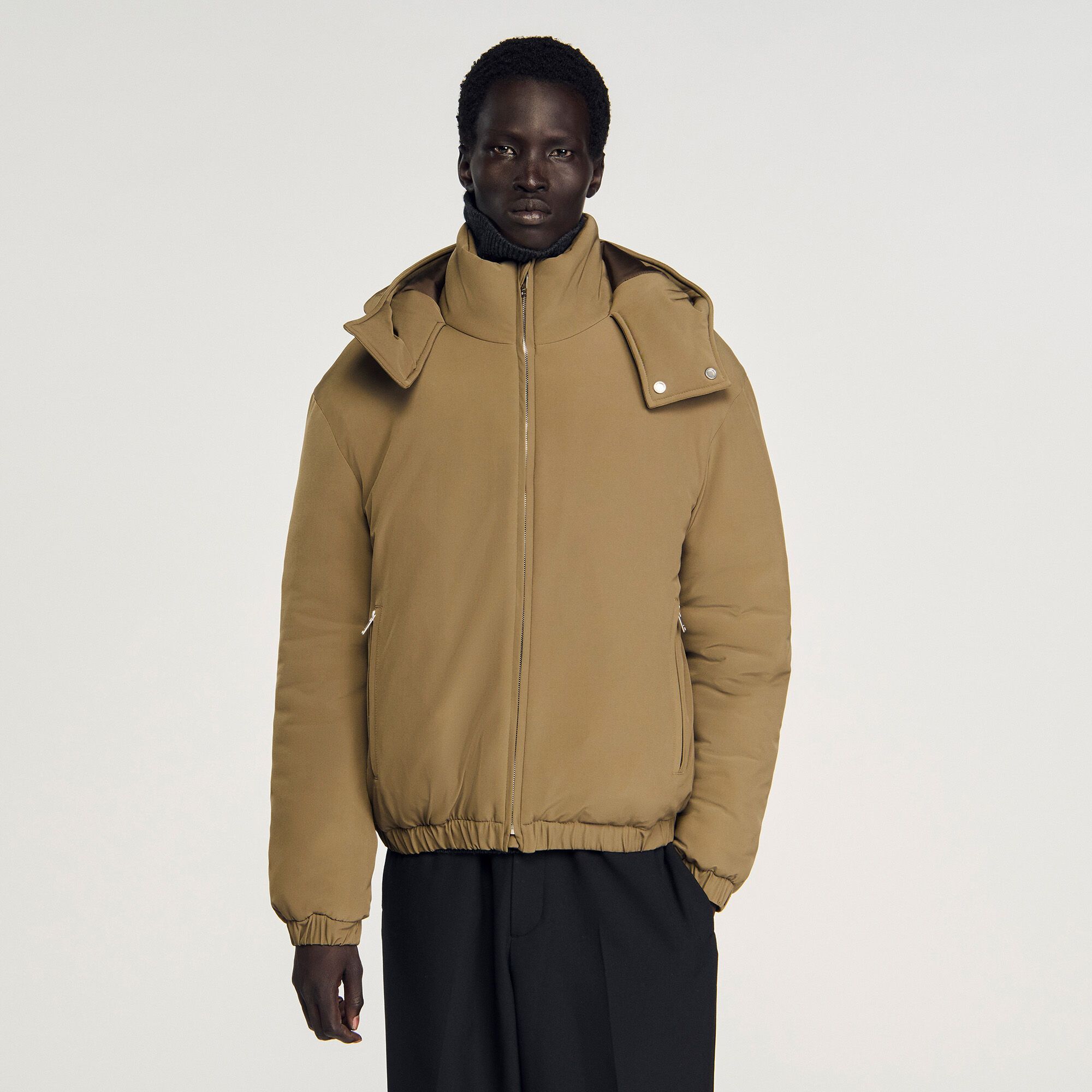 Puffer jacket with hood