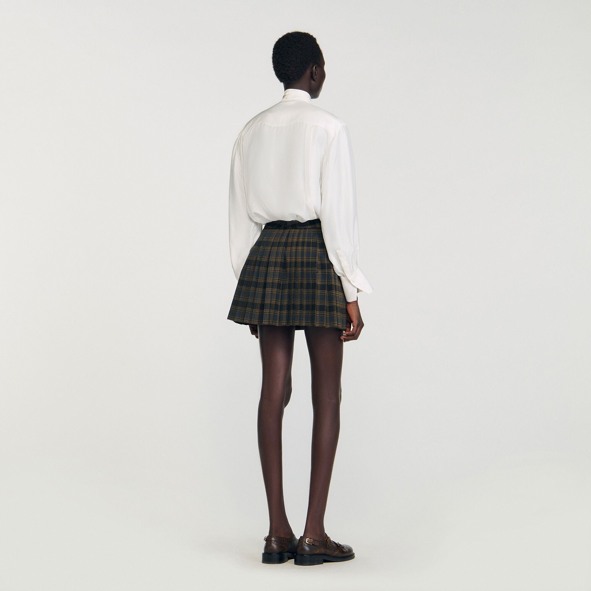 Short checked pleated skirt
