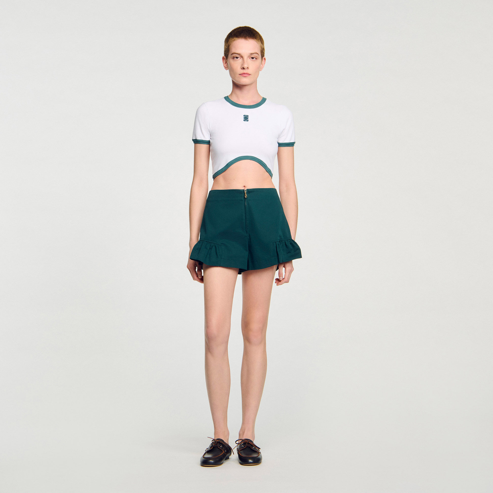 Two-tone cropped T-shirt