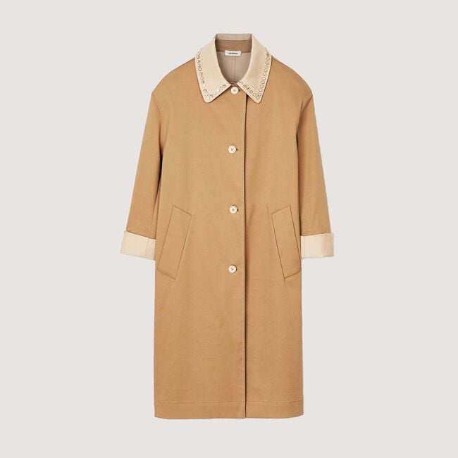 Trench coat with rhinestone collar