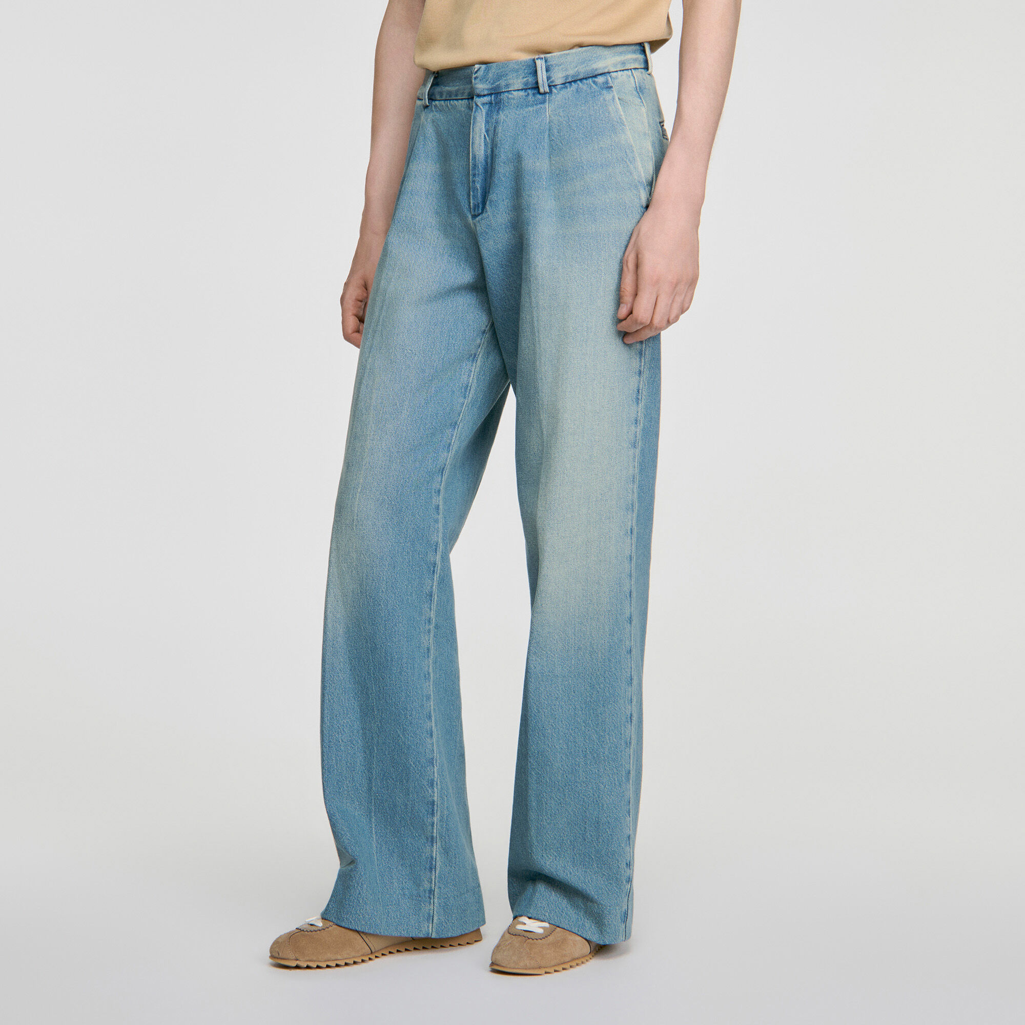 Wide-leg faded-effect jeans