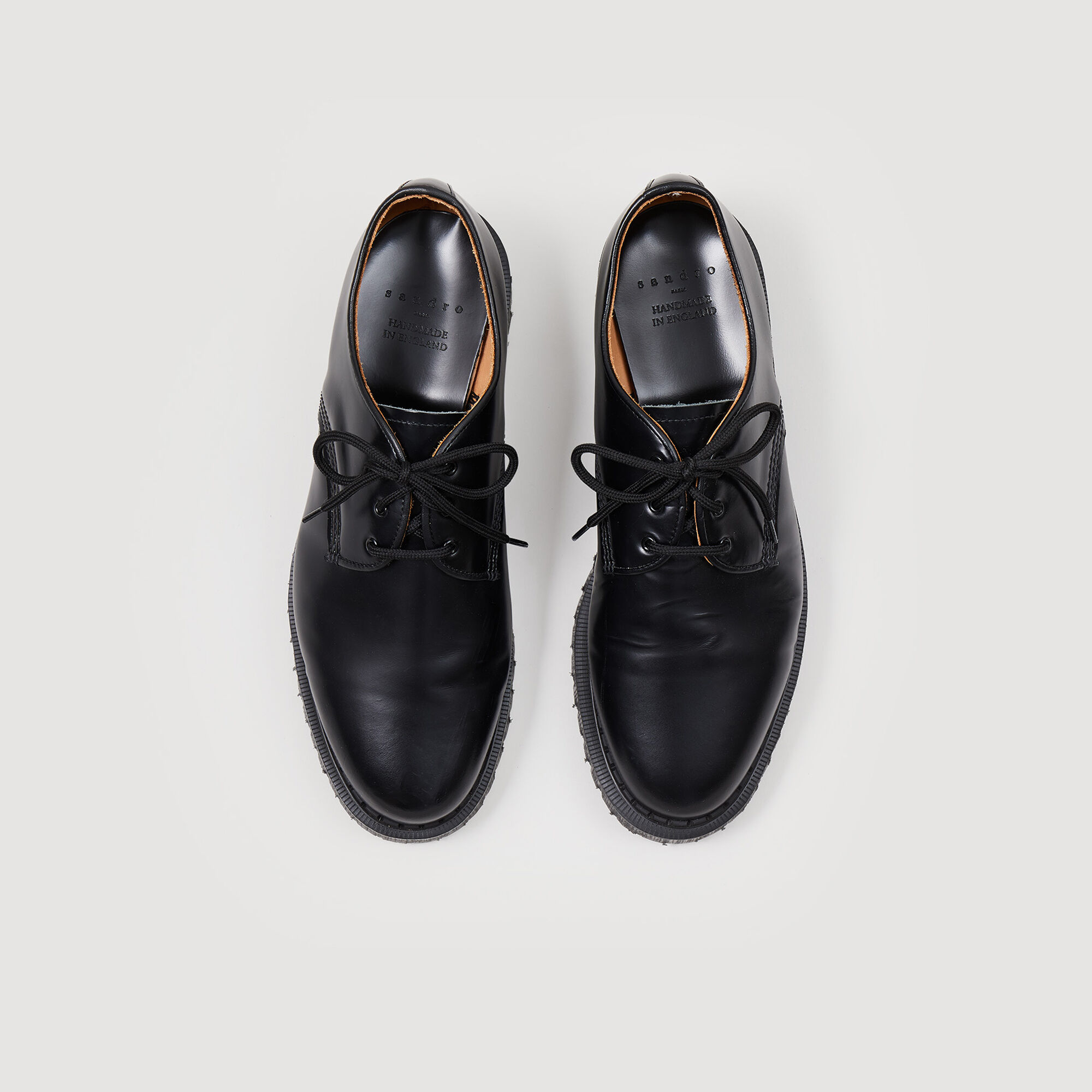 Derby shoe with studs