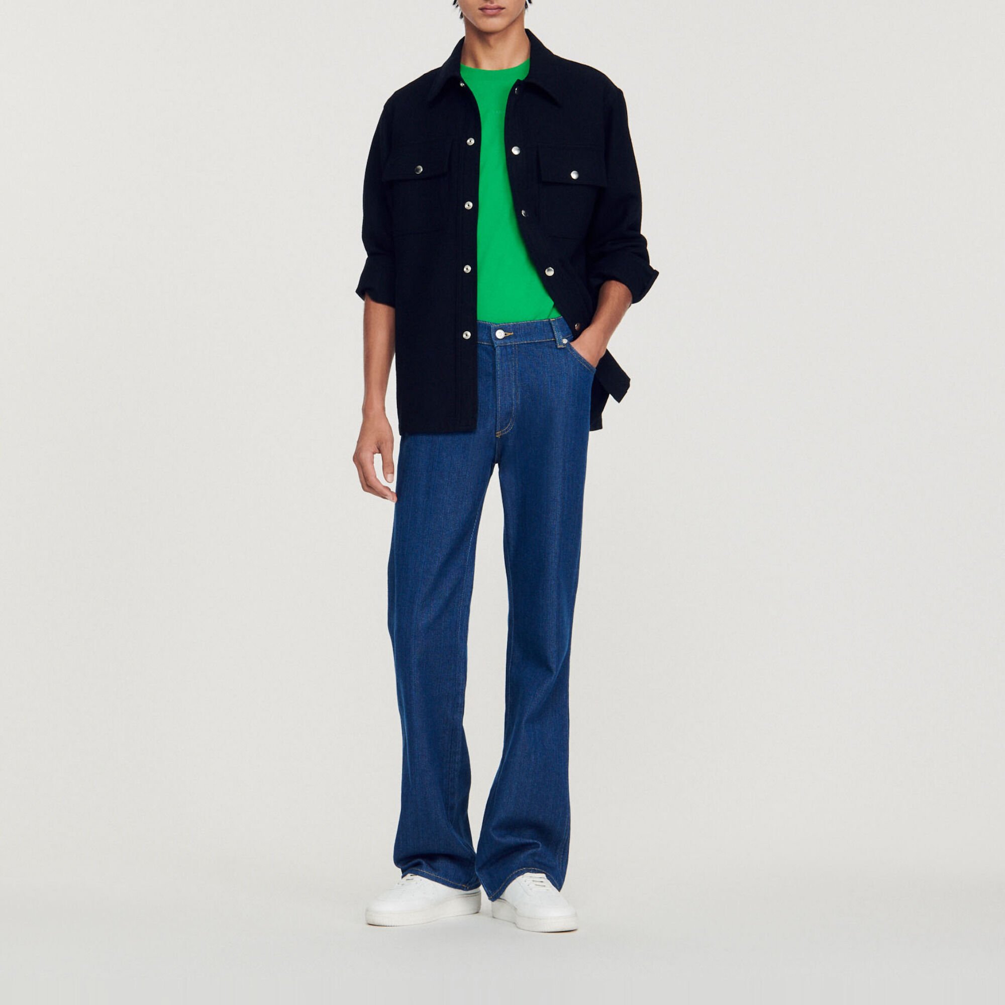 High-waisted flared jeans