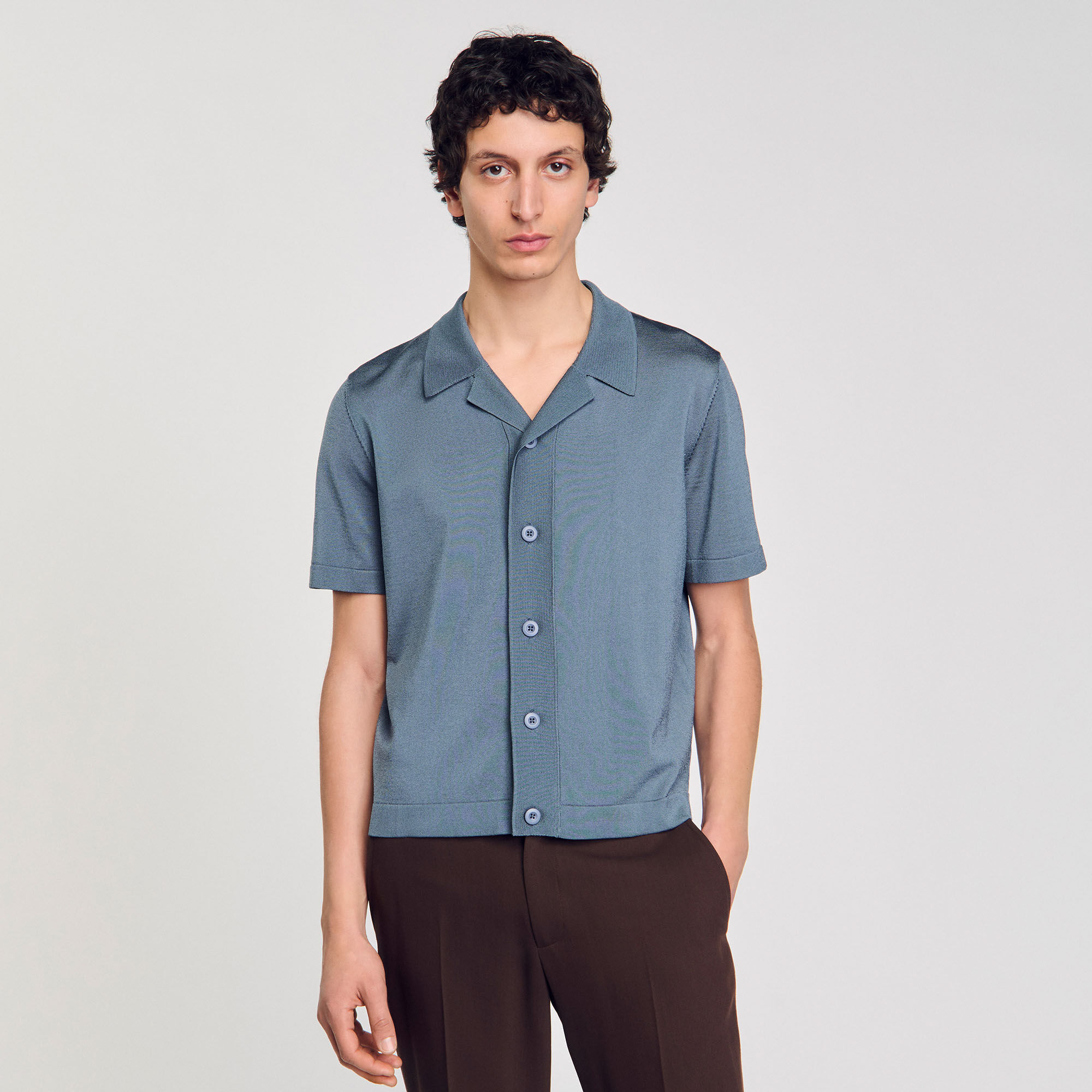 Short-sleeved shirt