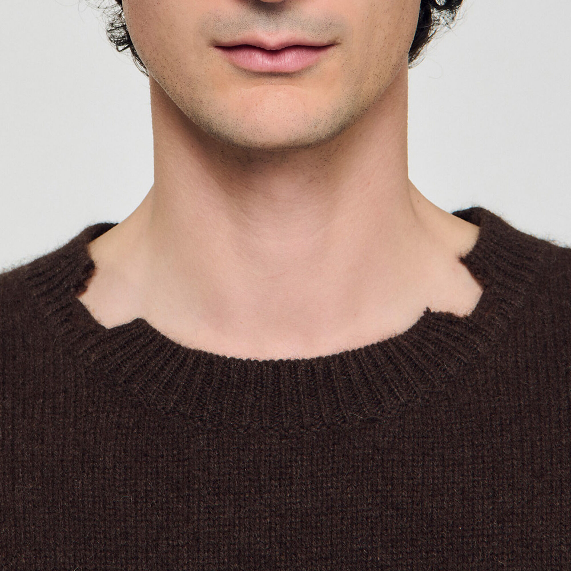 Destroyed effect wool jumper - Men | Sandro