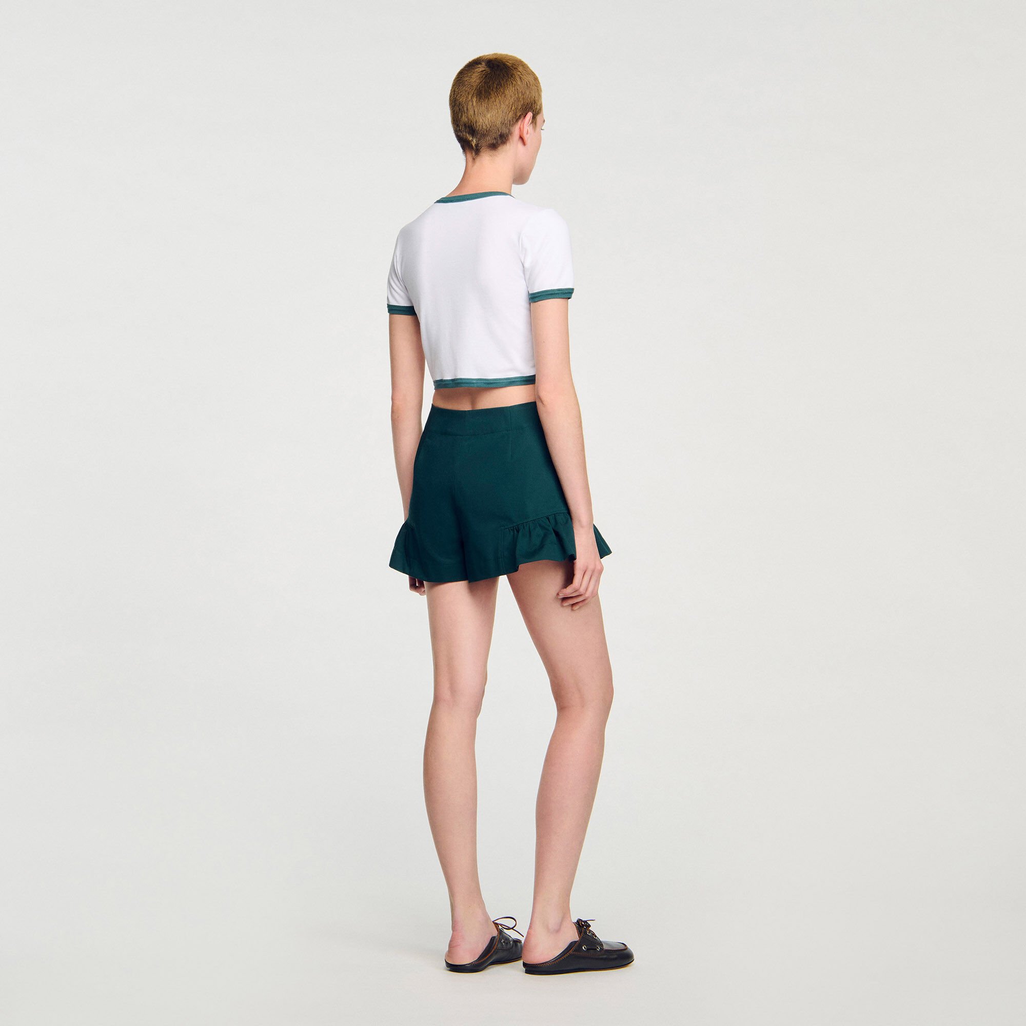 Two-tone cropped T-shirt