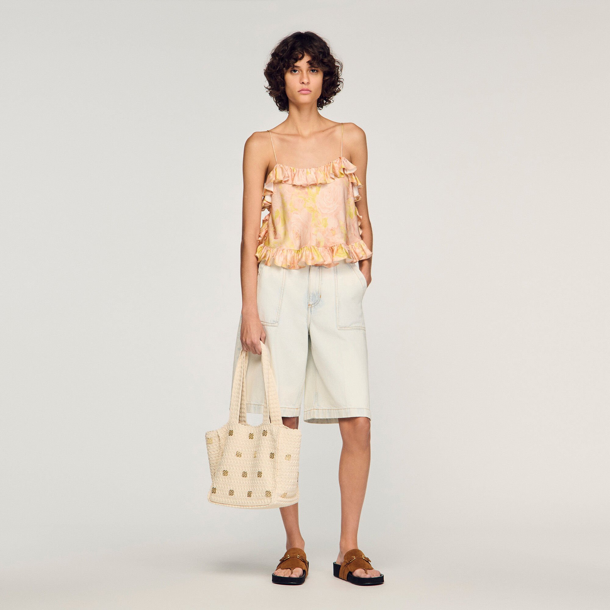 Crochet bag with tassels