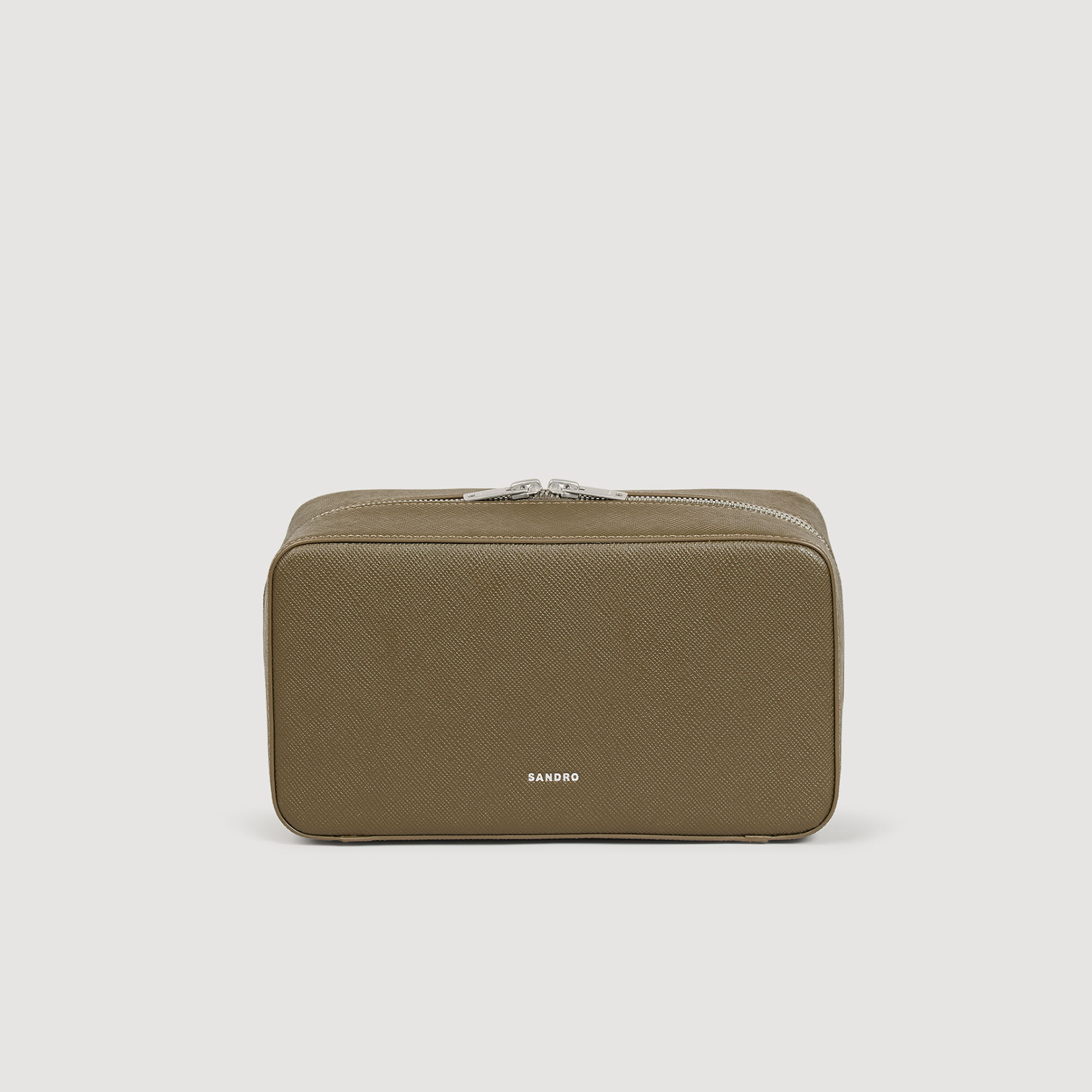 Toilet bag in reconstituted leather
