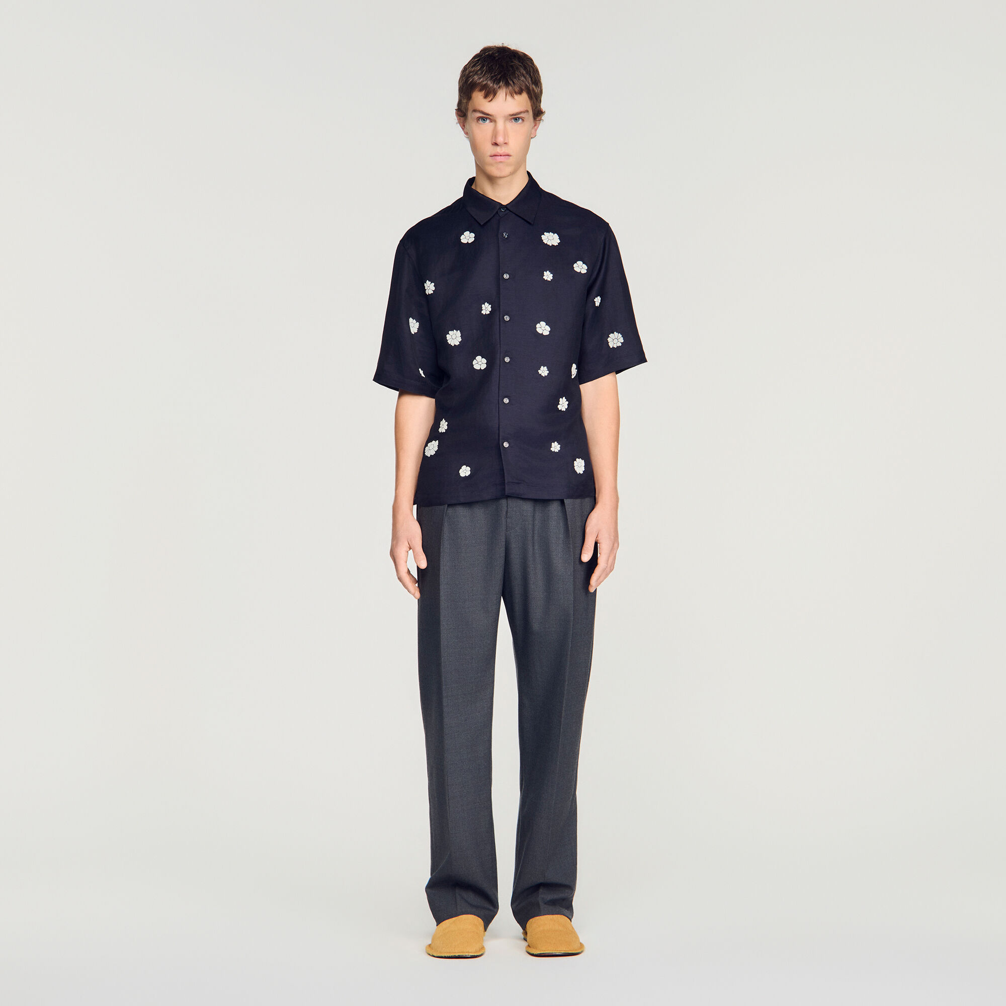 Loose-fit floral shirt