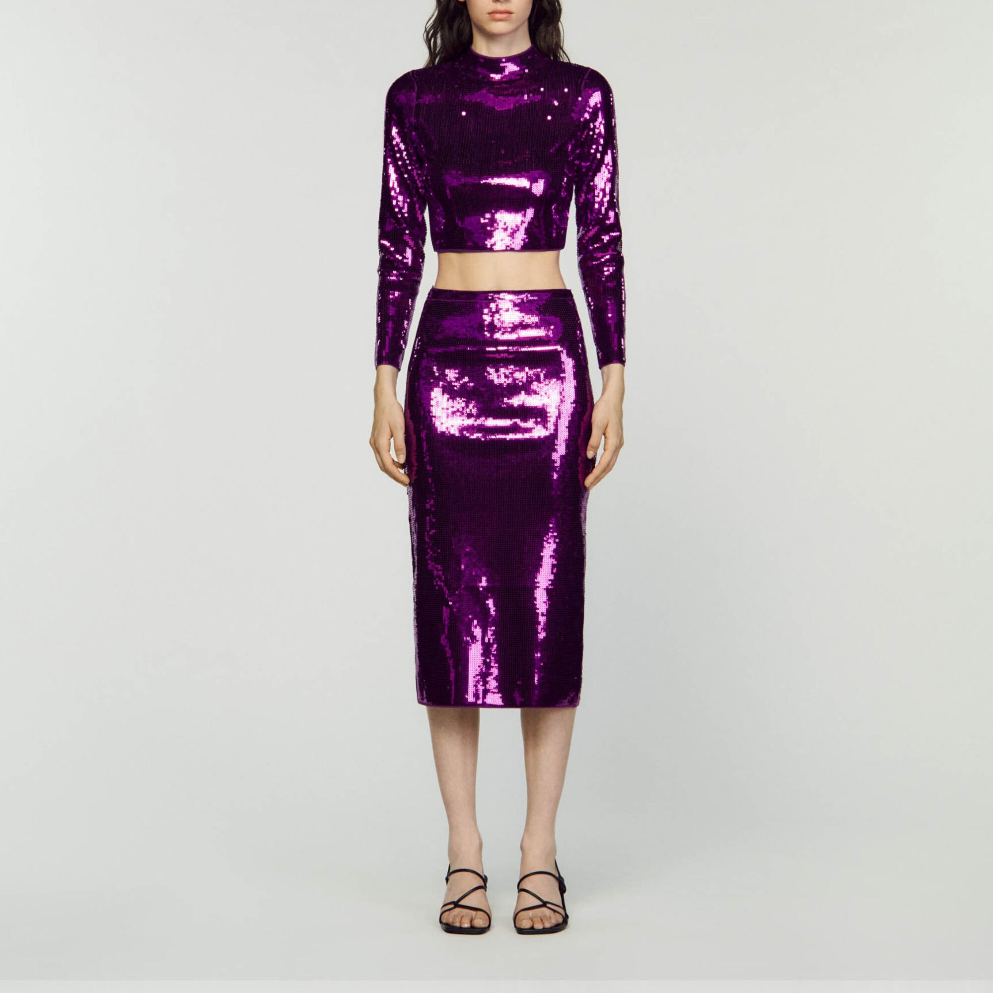 Cropped knit jumper with sequins