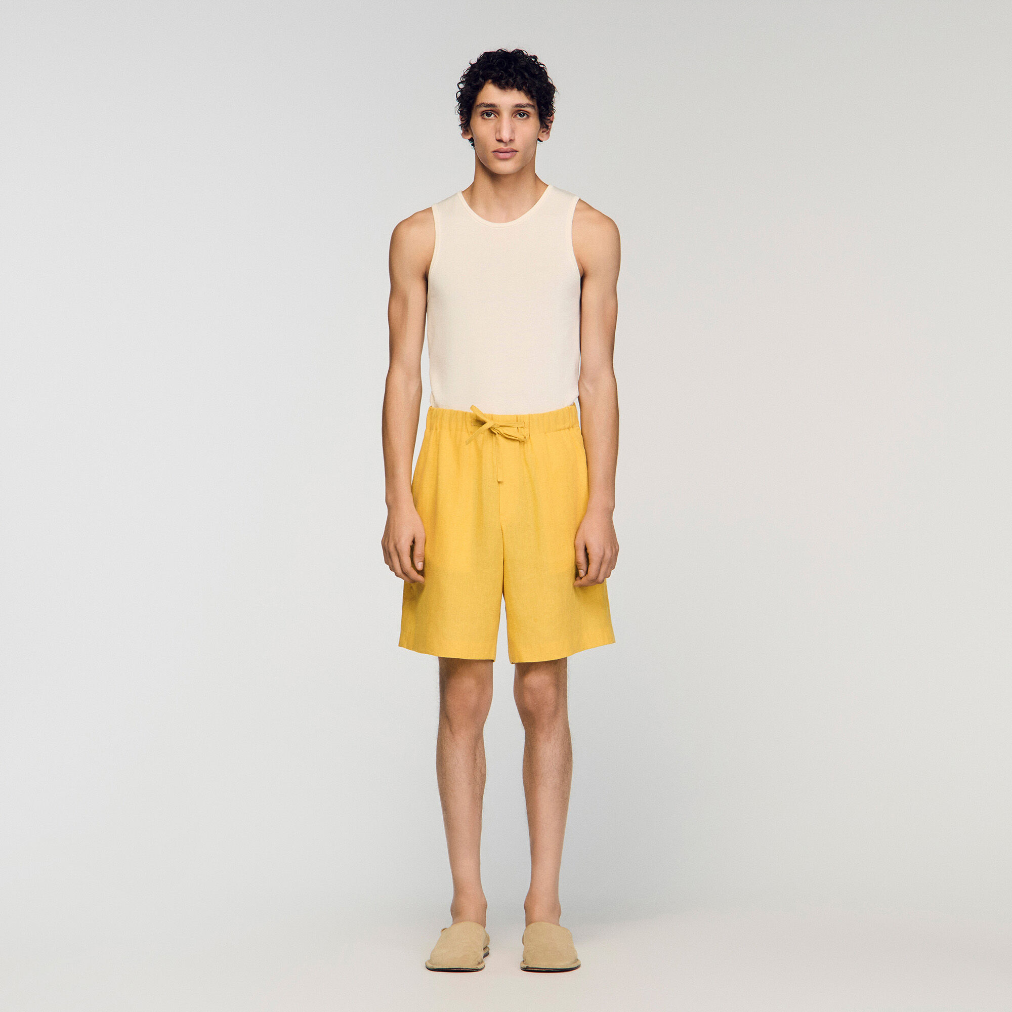 Elastic waist linen shorts