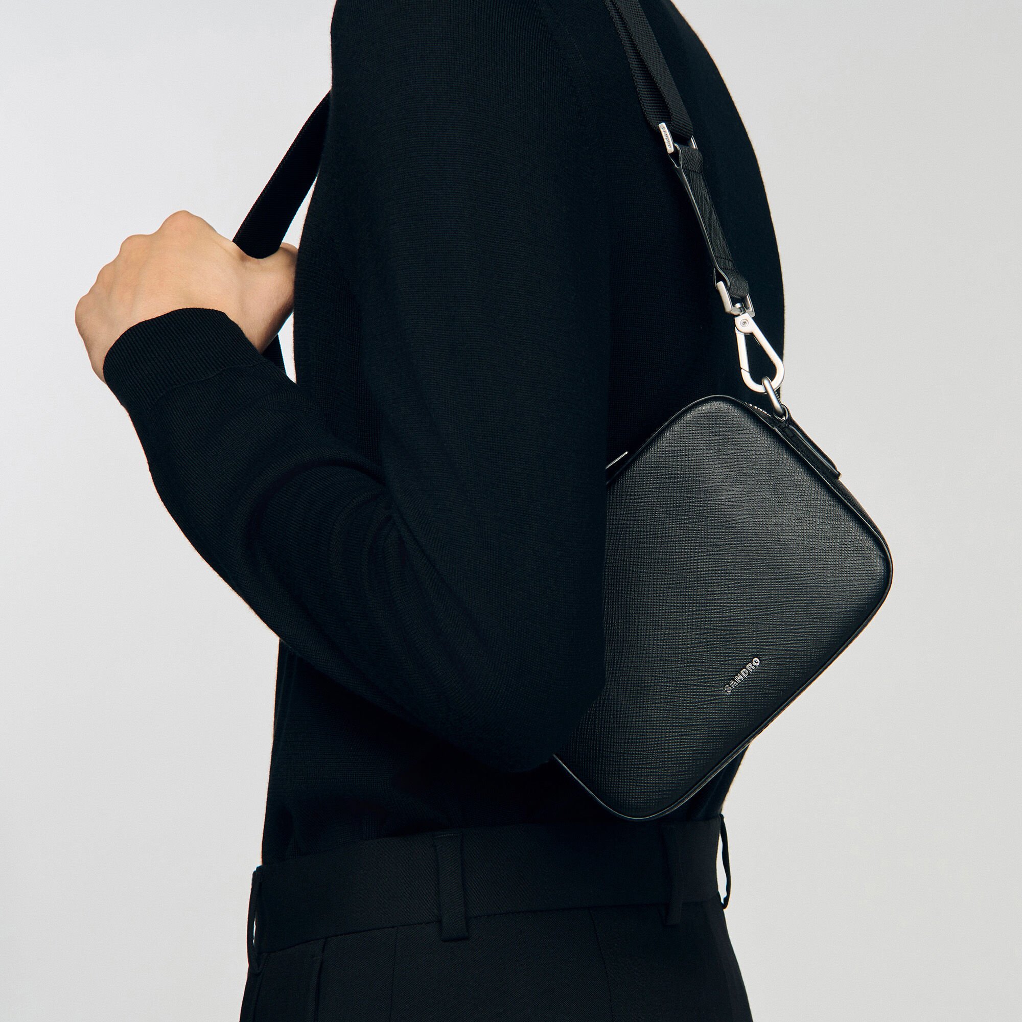 Small reconstituted leather bag