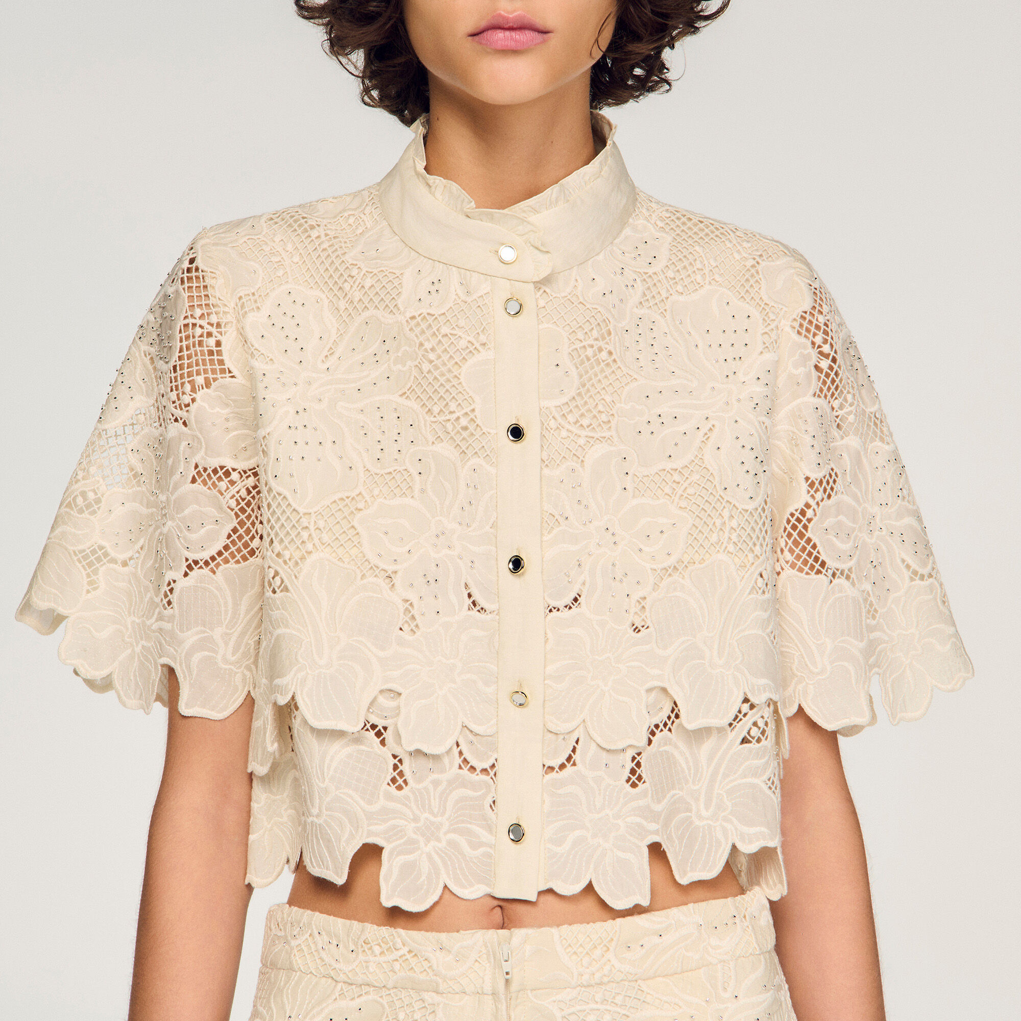 Cropped floral guipure shirt