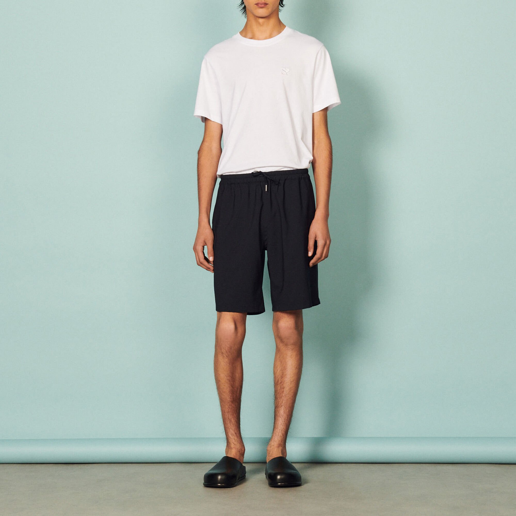 Shorts with elasticated waist