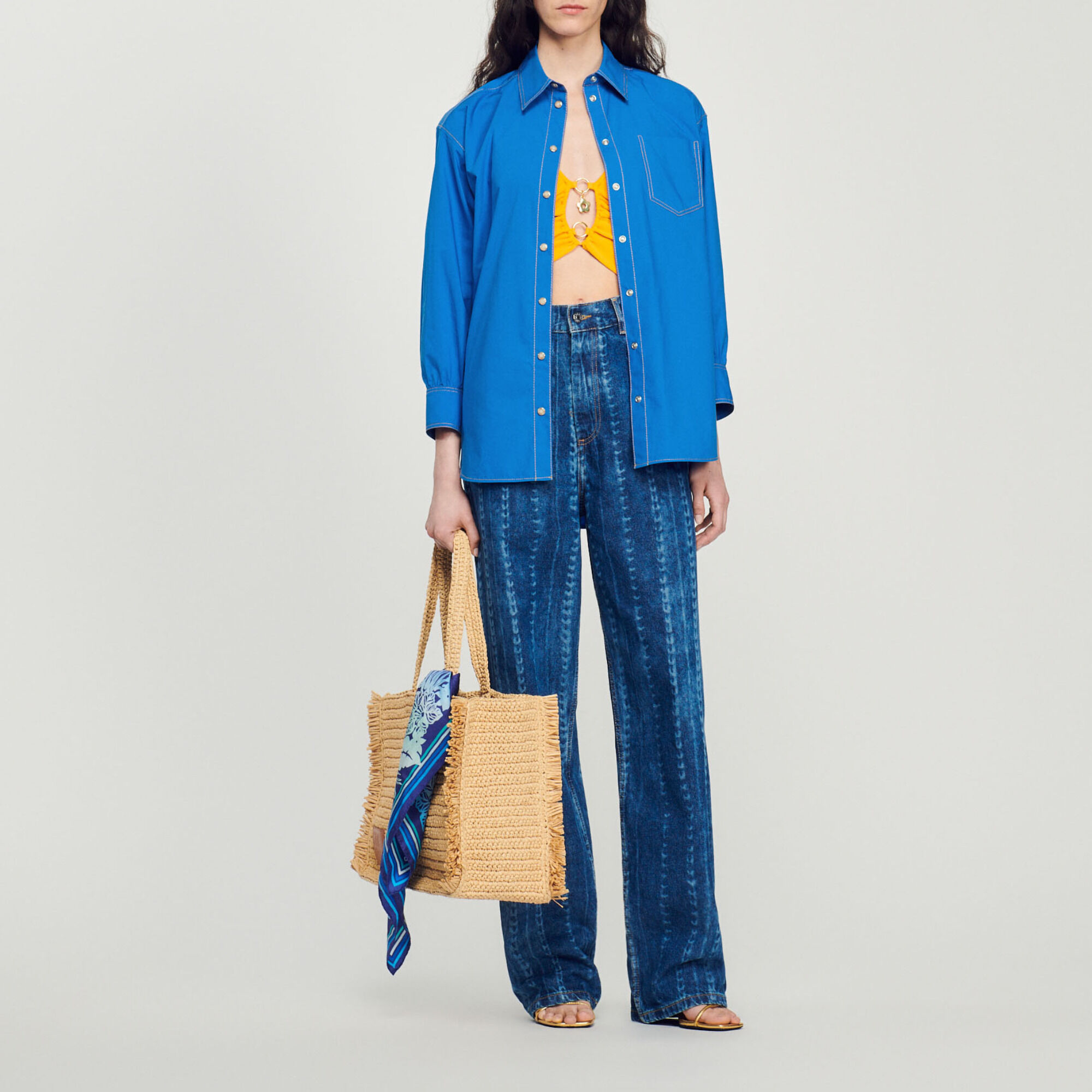 Shirt with topstitched details