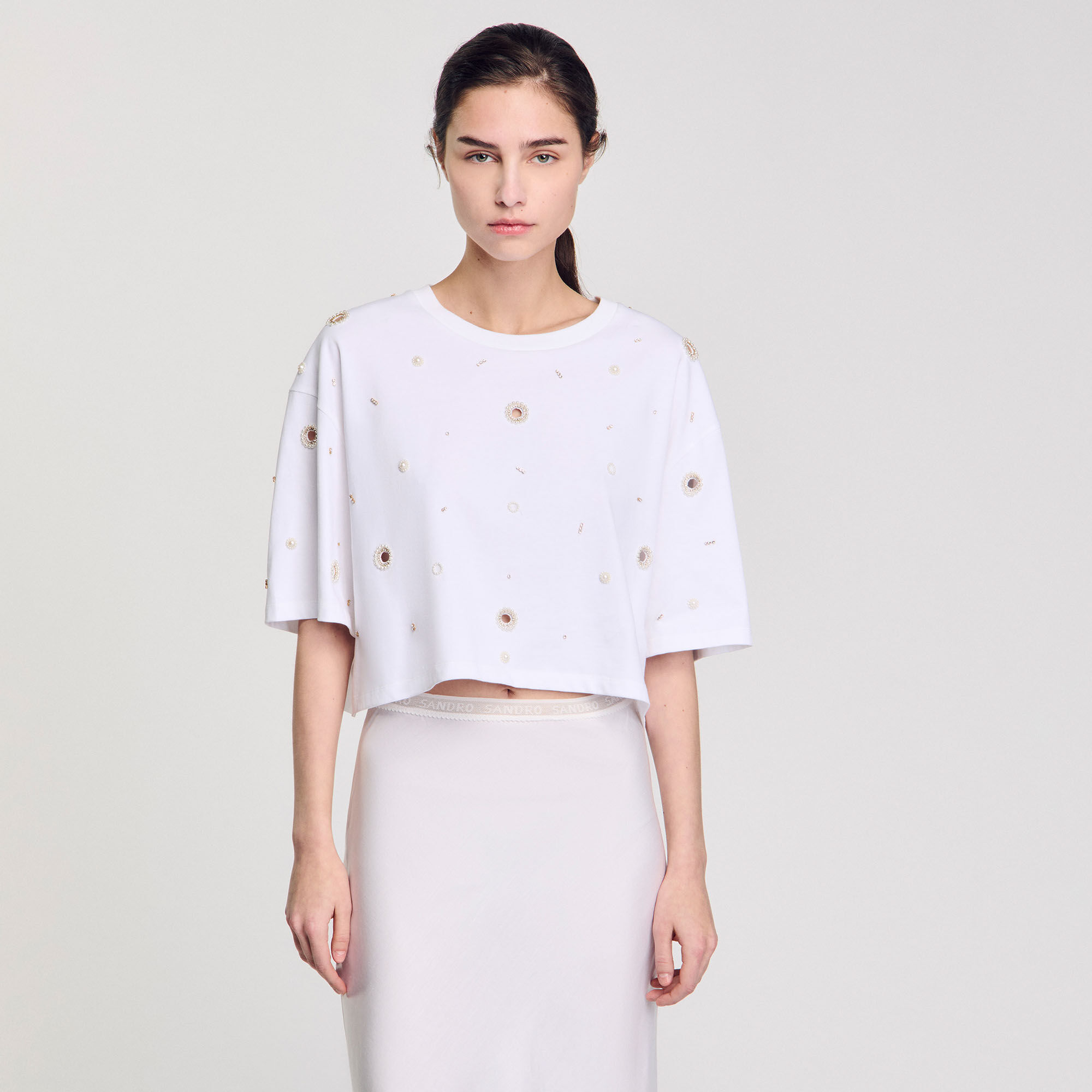 Cropped pearl bead T-shirt