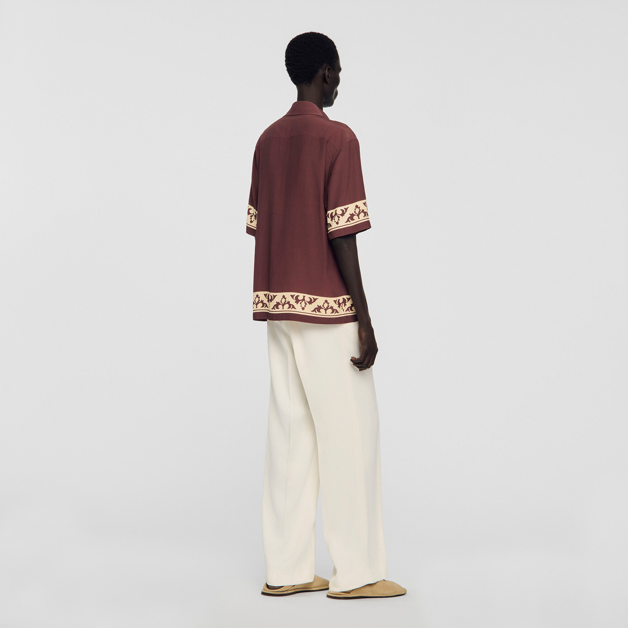 Loose-fit contrast print shirt