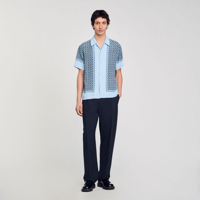Short-sleeved patterned shirt
