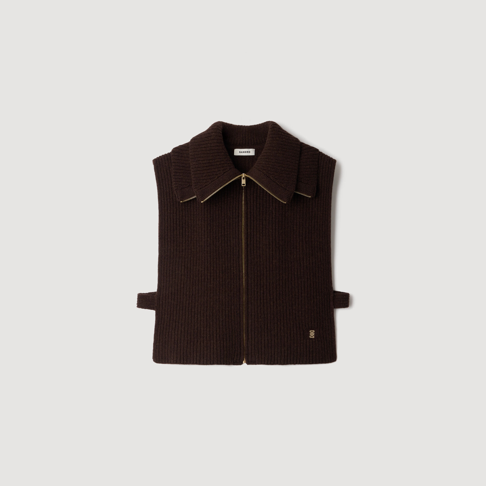 Zipped trucker collar