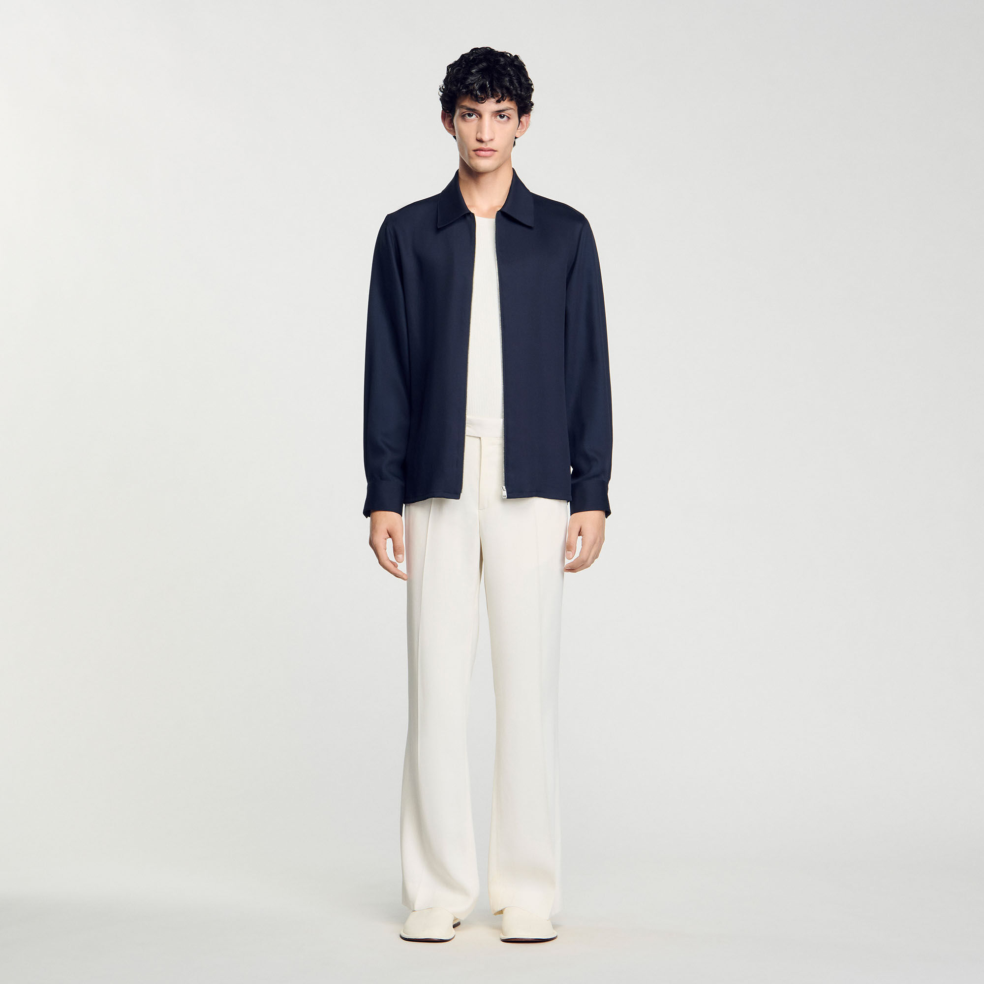 Zip-up shirt