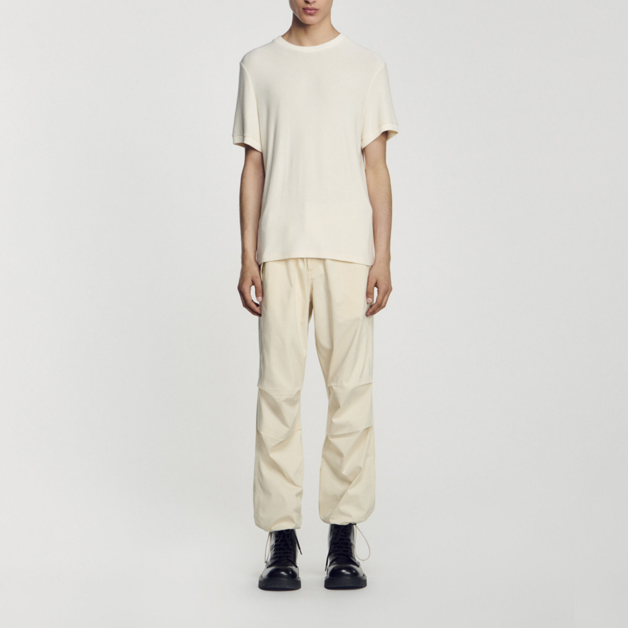 Round neck T-shirt
