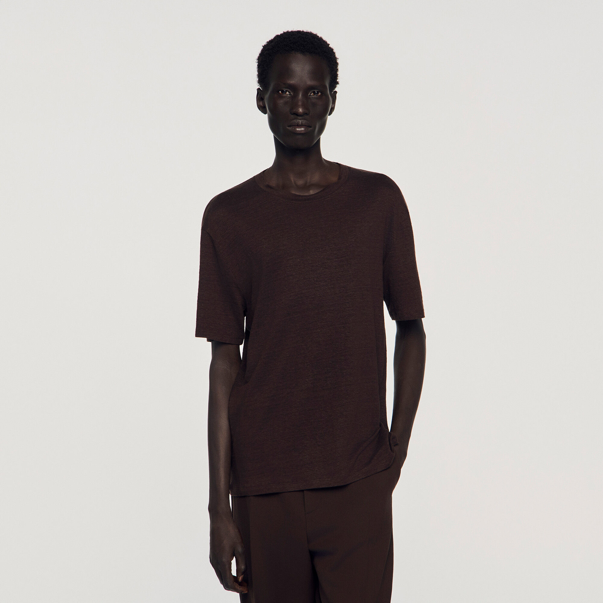 Certified linen T-shirt