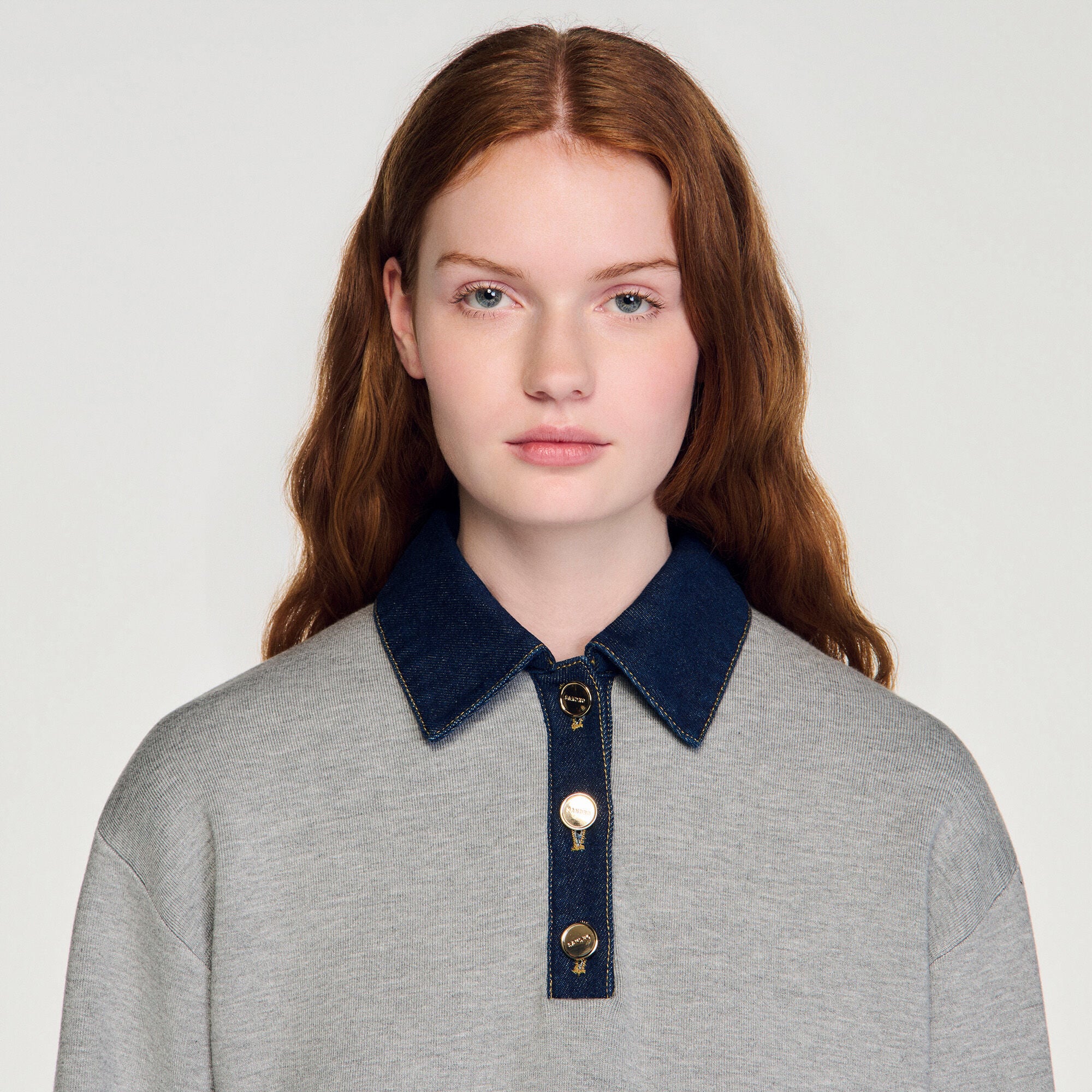 Jumper with denim collar