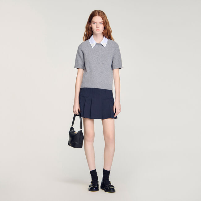 Detachable collar wool jumper