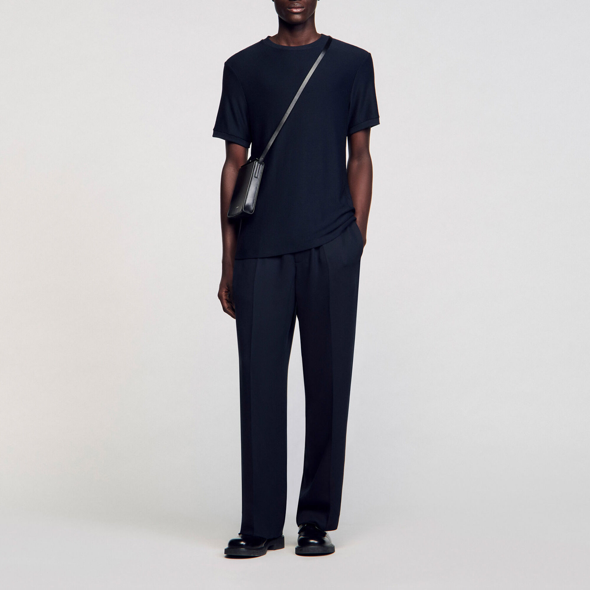 Round neck T-shirt