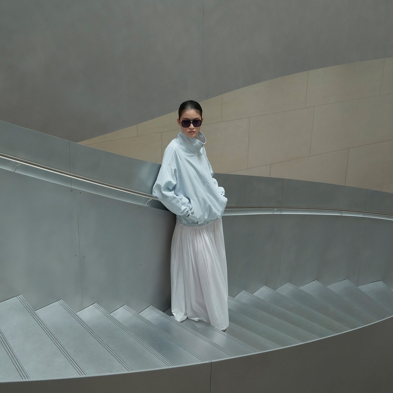 NEW WOMEN'S COLLECTION